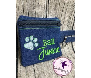 ITH Stickserie - Zipper Taschen "Hund"